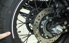 HUSQVARNA SVARTPILEN 401 2024