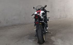 YAMAHA YZF-R7 RM39J