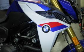 BMW F900R 2025