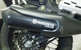 HUSQVARNA スバルトピレン401 2020