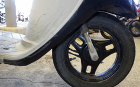 SUZUKI LET's 4 Basket CA43A