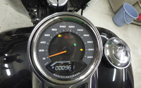 HARLEY FLBS 1870 2023