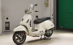 VESPA GTS300 IE SUPER 2010