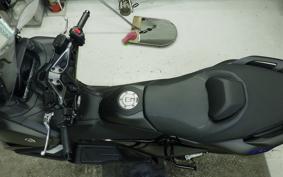 YAMAHA T-MAX 560 2026 SJ21J