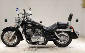 HONDA SHADOW 750 Gen. 3 2007 RC50