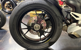 DUCATI STREET FIGHTER V4S 2021 FA00