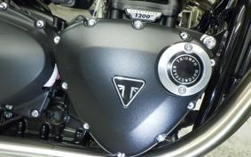 TRIUMPH SPEED ツイン CAFE レー 2026