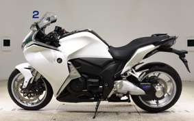 HONDA VFR1200F DCT SC63