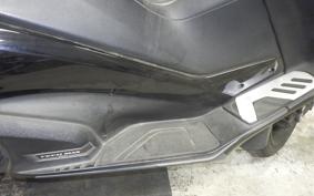 YAMAHA T-MAX 560 T 2021 SJ19J