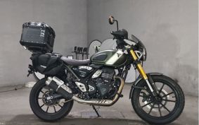 TRIUMPH SCRAMBLER 400X T147Y5