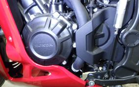 HONDA CBR650R E-Clutch 2025 RH17