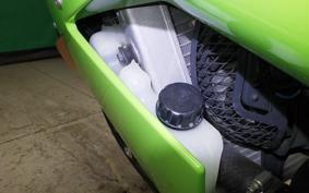 KAWASAKI ZX 10 NINJA R 2004 ZXT00C
