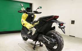 HONDA X-ADV 750 2026 RH21