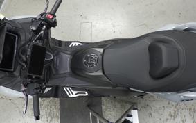 YAMAHA T-MAX 560 2025 SJ21J