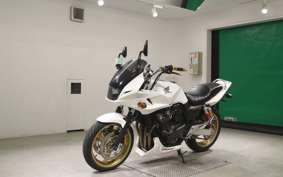HONDA CB400 SUPER BOLDOR VTEC 2011 NC42
