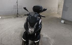 YAMAHA TRICITY 125 SE82J