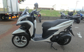 YAMAHA TRICITY 125 SE82J