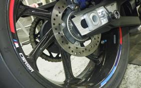 BMW M1000R 2024