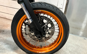 KTM 690 SMC 2014 LST40