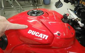 DUCATI STREETFIGHTER V4 S 2020