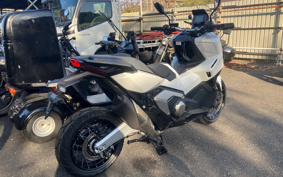 HONDA X-ADV 750 2025 RH21