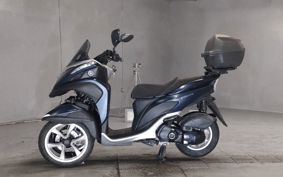 YAMAHA TRICITY 125 SE82J