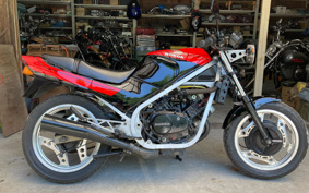 HONDA VT250Z MC08