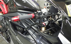 TRIUMPH DAYTONA 675 ABS 2015