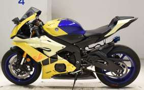 YAMAHA YZF-R6 2018