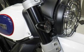 DUCATI SCRAMBLERデザートス 2020