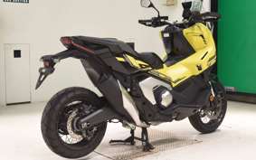 HONDA X-ADV 750 2025 RH21