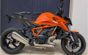 KTM 1390S-DUKE R EVO V3940