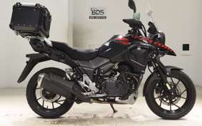 SUZUKI Vｽﾄﾛｰﾑ250