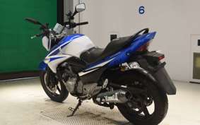 SUZUKI GSR250