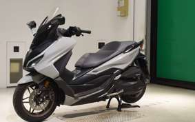 HONDA FORZA 250 MF17