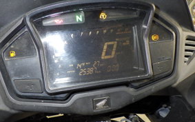 HONDA VFR800X 2015 RC80