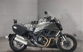 DUCATI DIAVEL STRADA 2013 G102JB