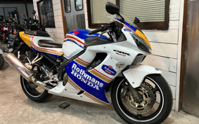 HONDA CBR600F 2001 PC35