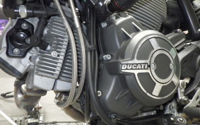 DUCATI SCRAMBLER ICON 2015