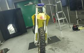 SUZUKI RM250