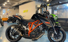 KTM 1290 SUPER DUKE R 2015 V3940