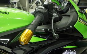 KAWASAKI ZX-25R ZX250E
