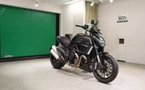 DUCATI DIAVEL 2013