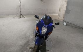 SUZUKI GSX-1300R HAYABUSA 2000 GW71A