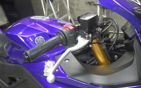 YAMAHA YZF-R25 2025 RG43J