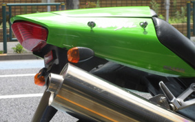 KAWASAKI ZX 1200 NINJA R 2004 ZXT20B
