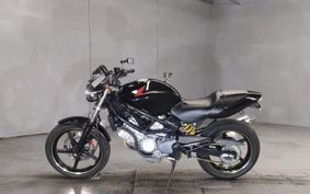 HONDA VTR 250 MC33