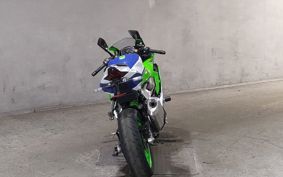 KAWASAKI  NINJA ZX-4RR ZX400P