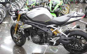 TRIUMPH SPEED TRIPLE RS 2021 S3P01S