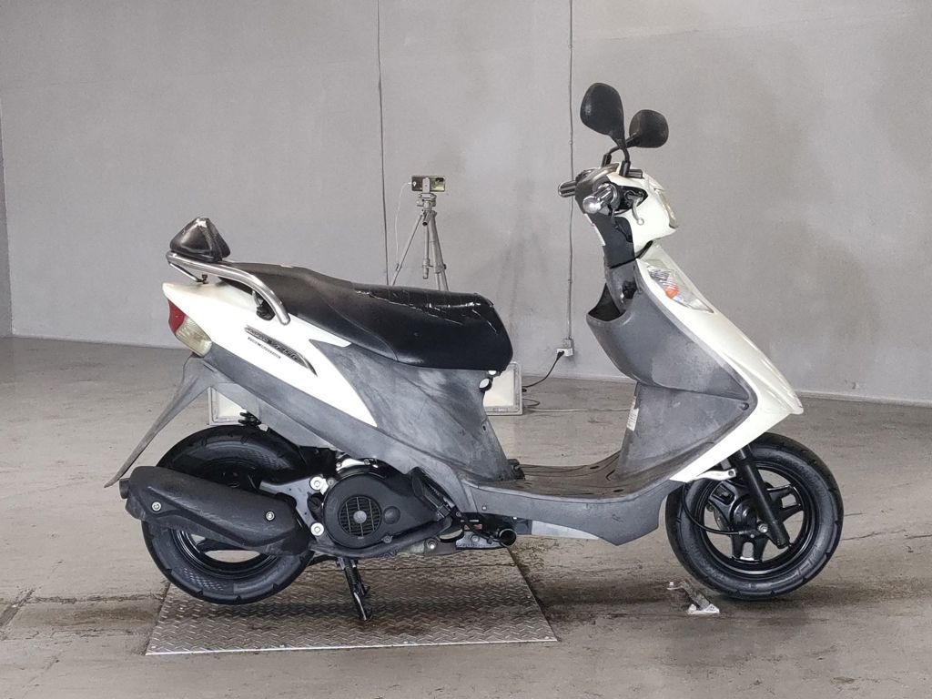 Фото Suzuki ADDRESS V125 с японского аукциона
